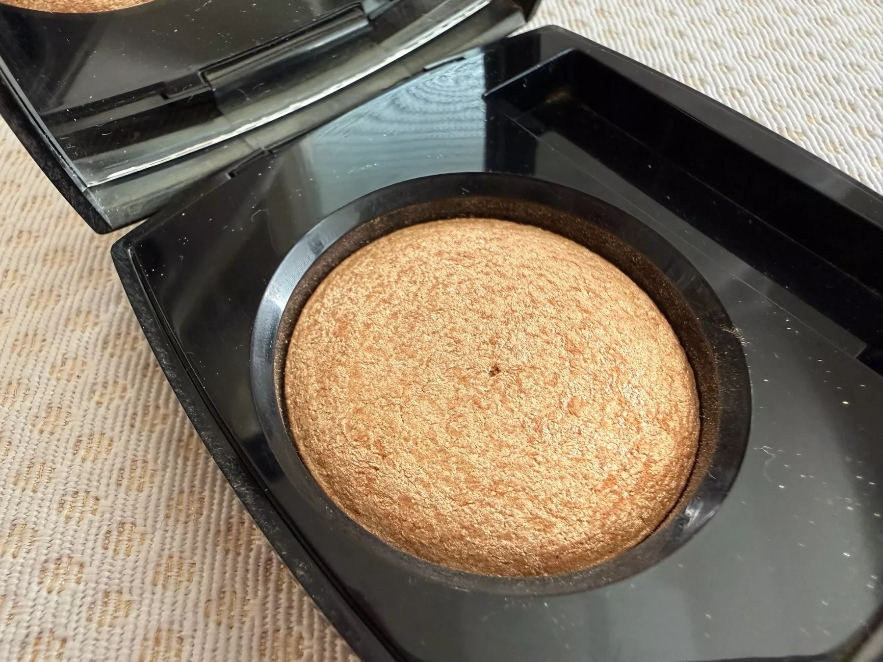 Chanel Make-up: Chanel - Highlighter – Gebraucht aus Sion von accroshoes 2