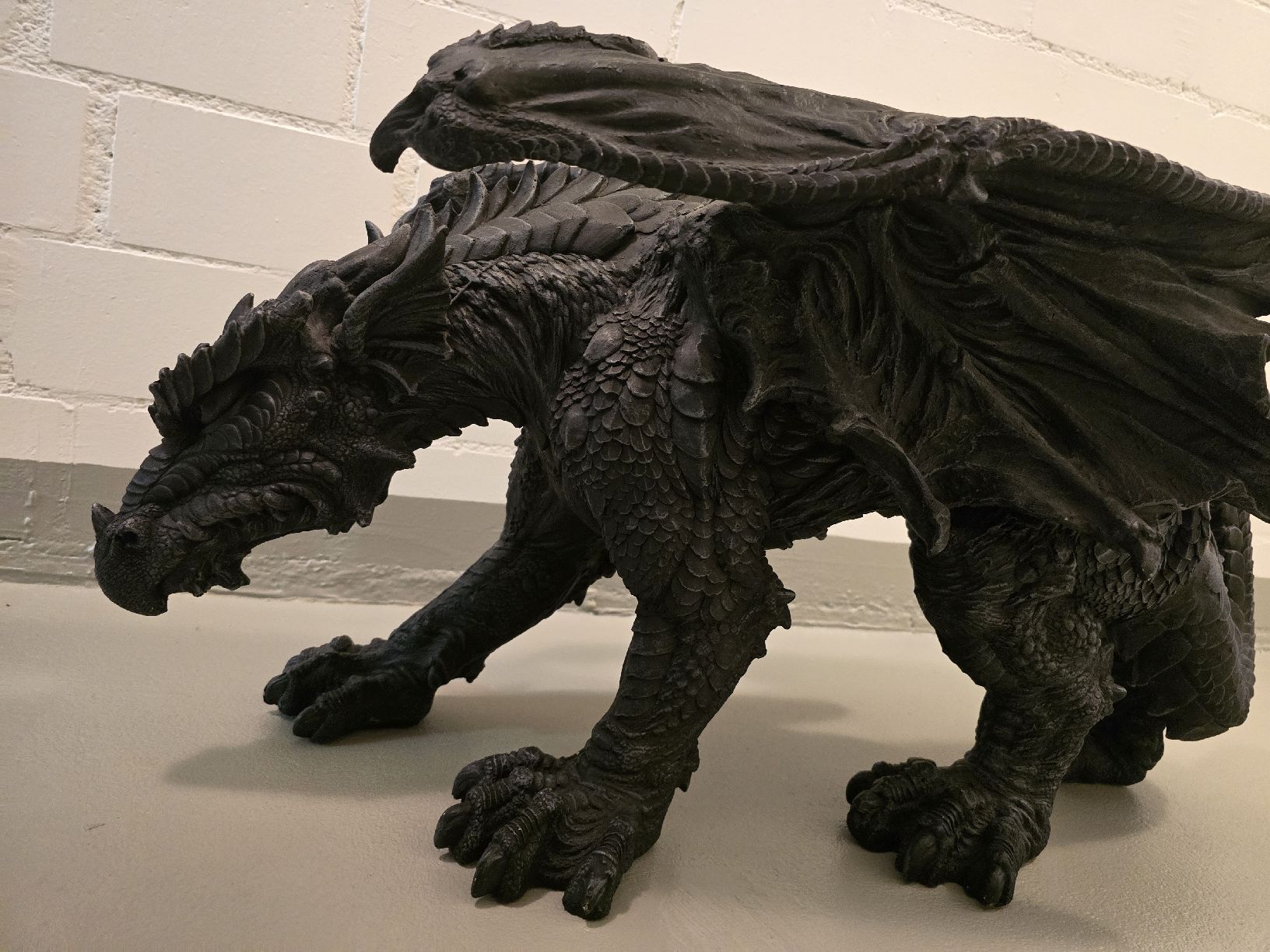 Tavoli: salontisch Drachen – Usato da Niederglatt ZH venduto da Zarmor 1