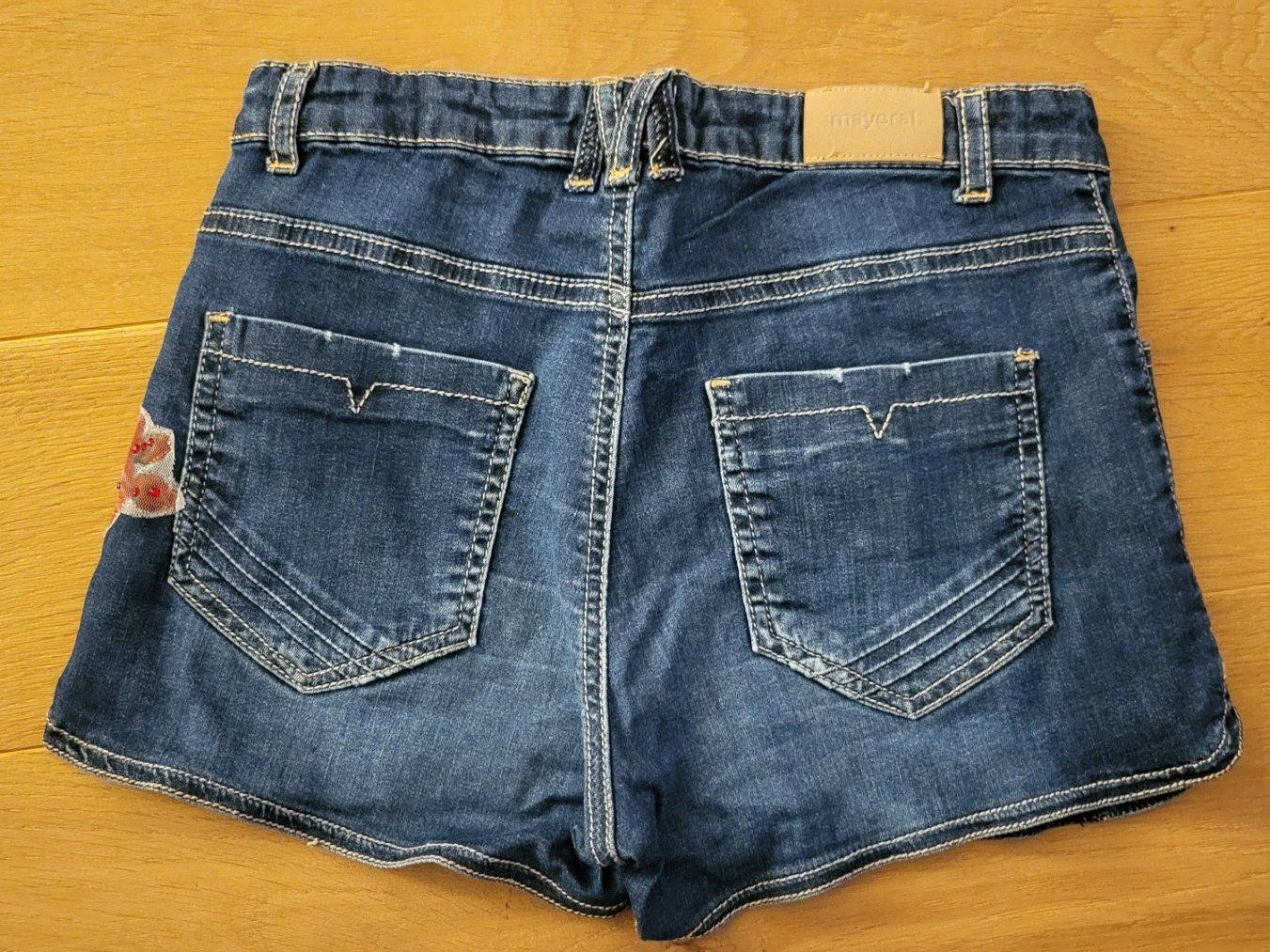 Pantaloni: Majoral Jeans kurz 14j – Usato da Zürich venduto da Sibetti 1