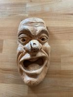 Maske aus Holz / Dekoration