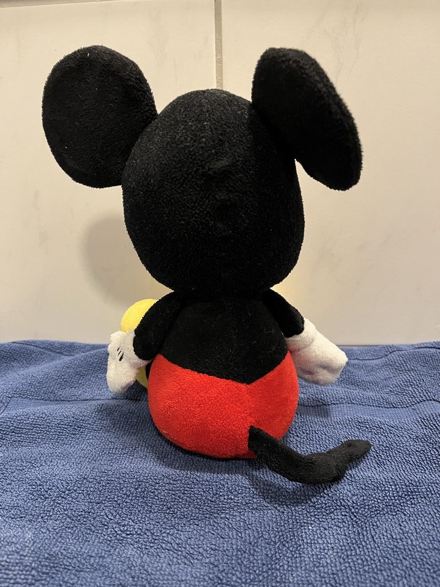 Disney Jouets: Süsses Mickey Mouse Plüschtier, Kuscheltier – D'occasion à Kirchberg BE par qualle01 2