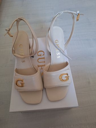 Sandale GUESS beige t.39