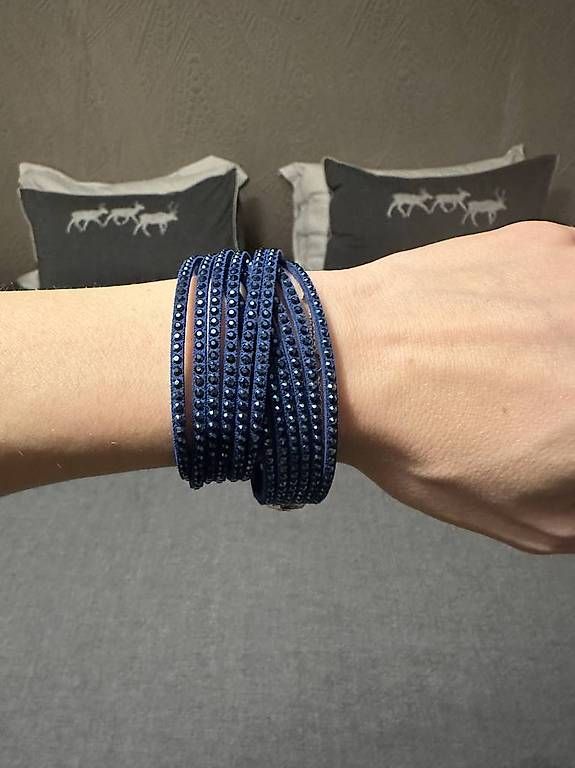 Bracciali & Braccialetti: Bracelet strass bleu Swarovski – Usato da La Rippe venduto da jpu_z5ql