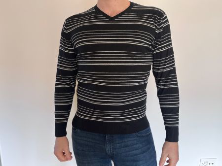 Herrenpullover schwarz/weiss gestreift Gr. L modisch elegant