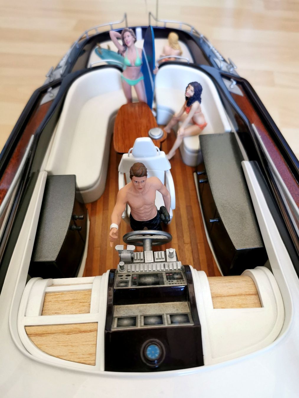 RC Kits de montage: RC Modellschiff "Riva Rivarama 44" Scale 1/15 - NEUWERTIG! – Neuf (Voir description) à Eschenbach SG par Moonflower 3