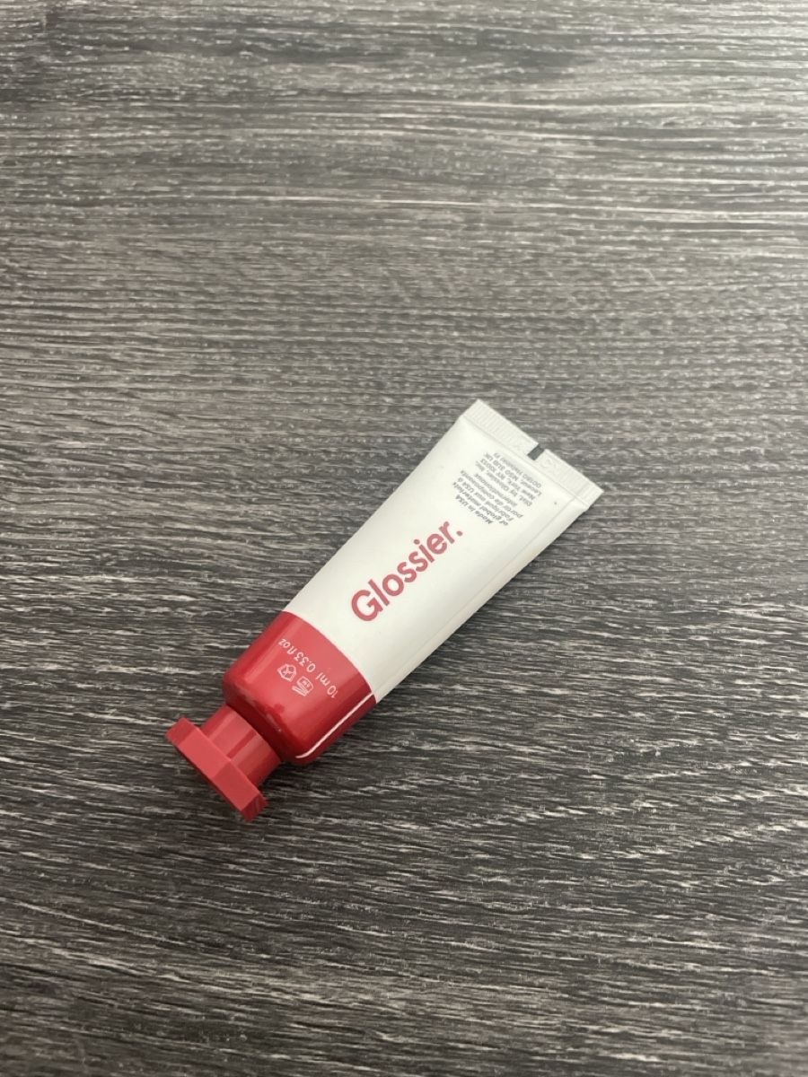 Make-up: Glossier - Cloud Paint, Black Cherry – Gebraucht aus Glattpark (Opfikon) von Rusalkaa