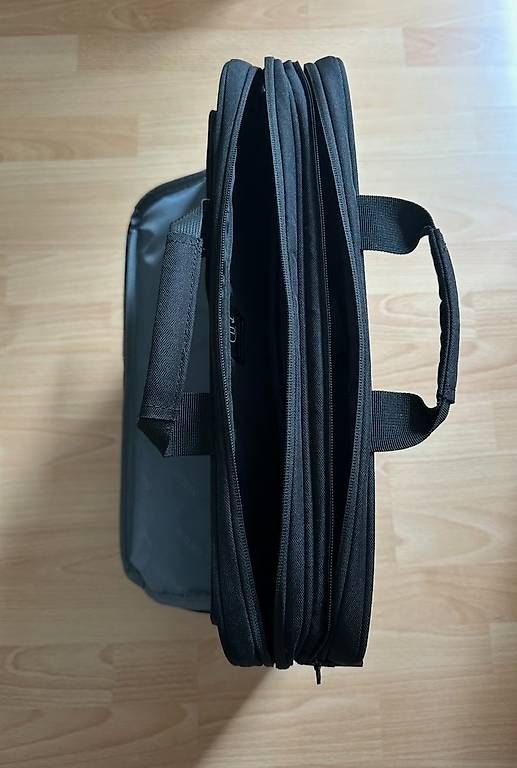 Borse: Dicota Laptop Bag – Usato da Zürich venduto da eliab02 2