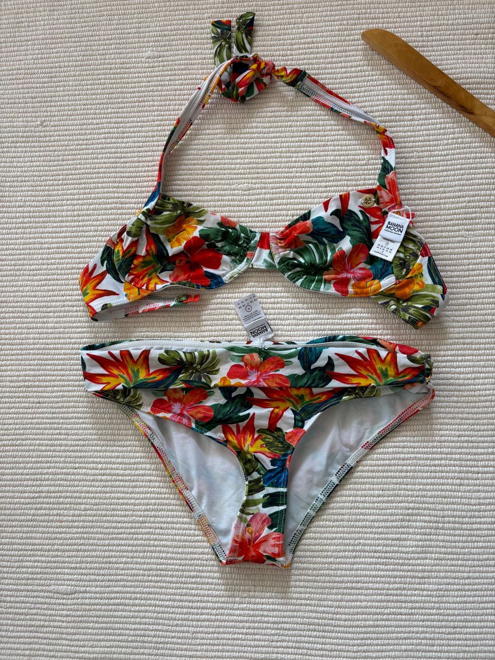 Badekleider & Bikinis: Banana Moon Bikini M – Gebraucht aus Hombrechtikon von star8888