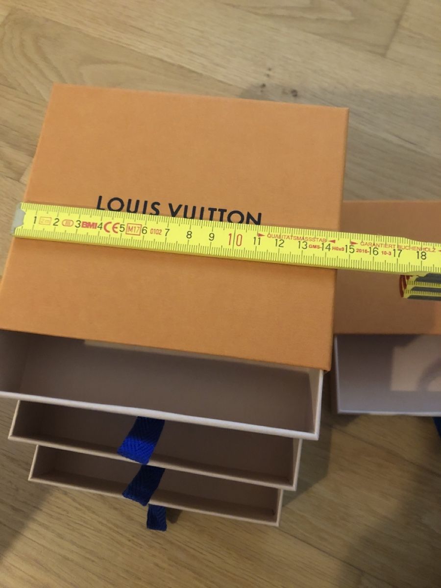 Casse di trasporto: 3 Louis Vuitton Schubladen Kisten – Usato da Basel venduto da jrdn9 2