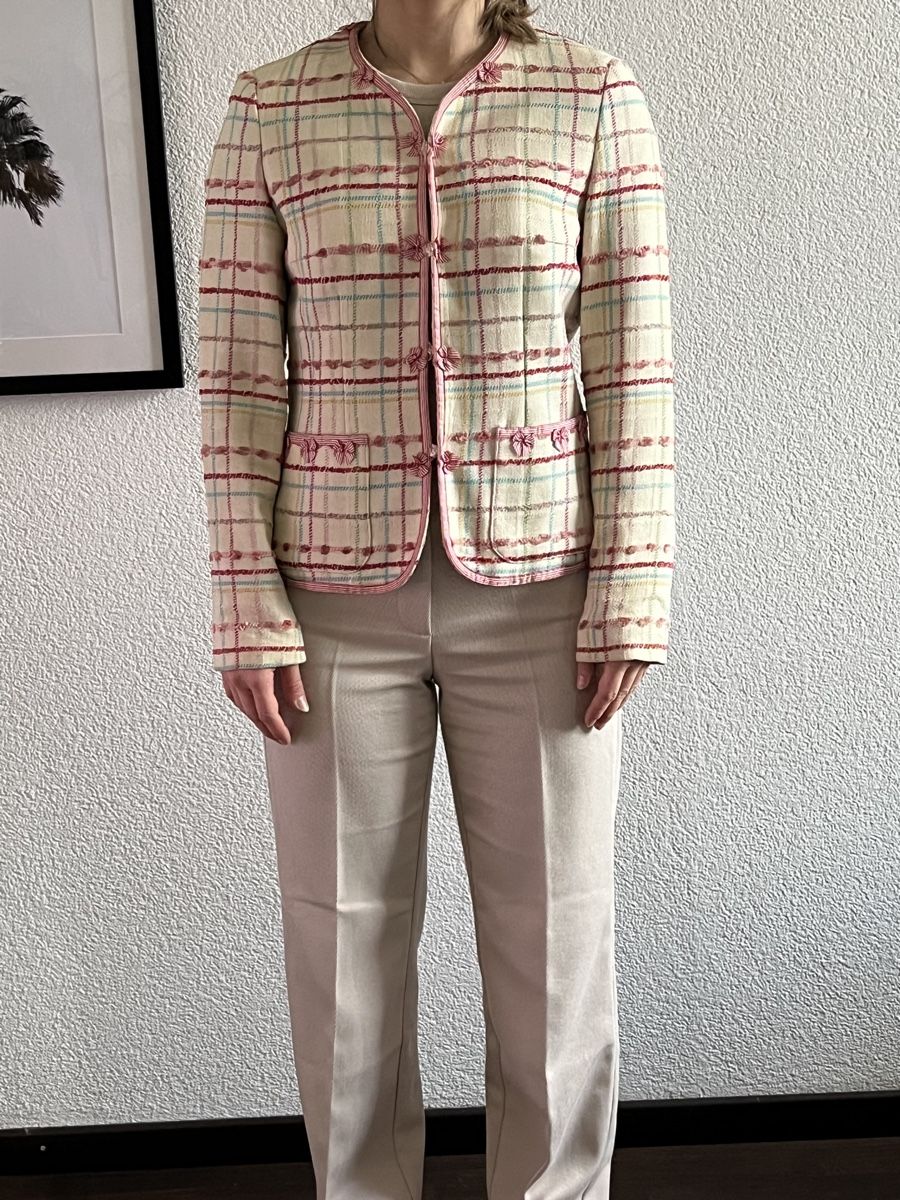 Giacche: Jäckchen Gr. 36 rosa weiss blau Prestige Paris – Usato da Zürich venduto da yvispirig