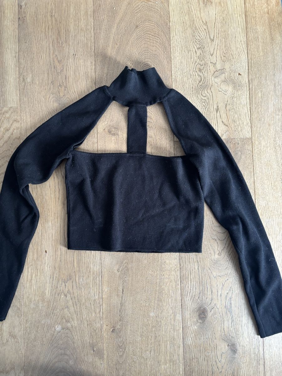Zara Top: schwarzes Top von Zara – Usato da Männedorf venduto da giu_wm6d 1