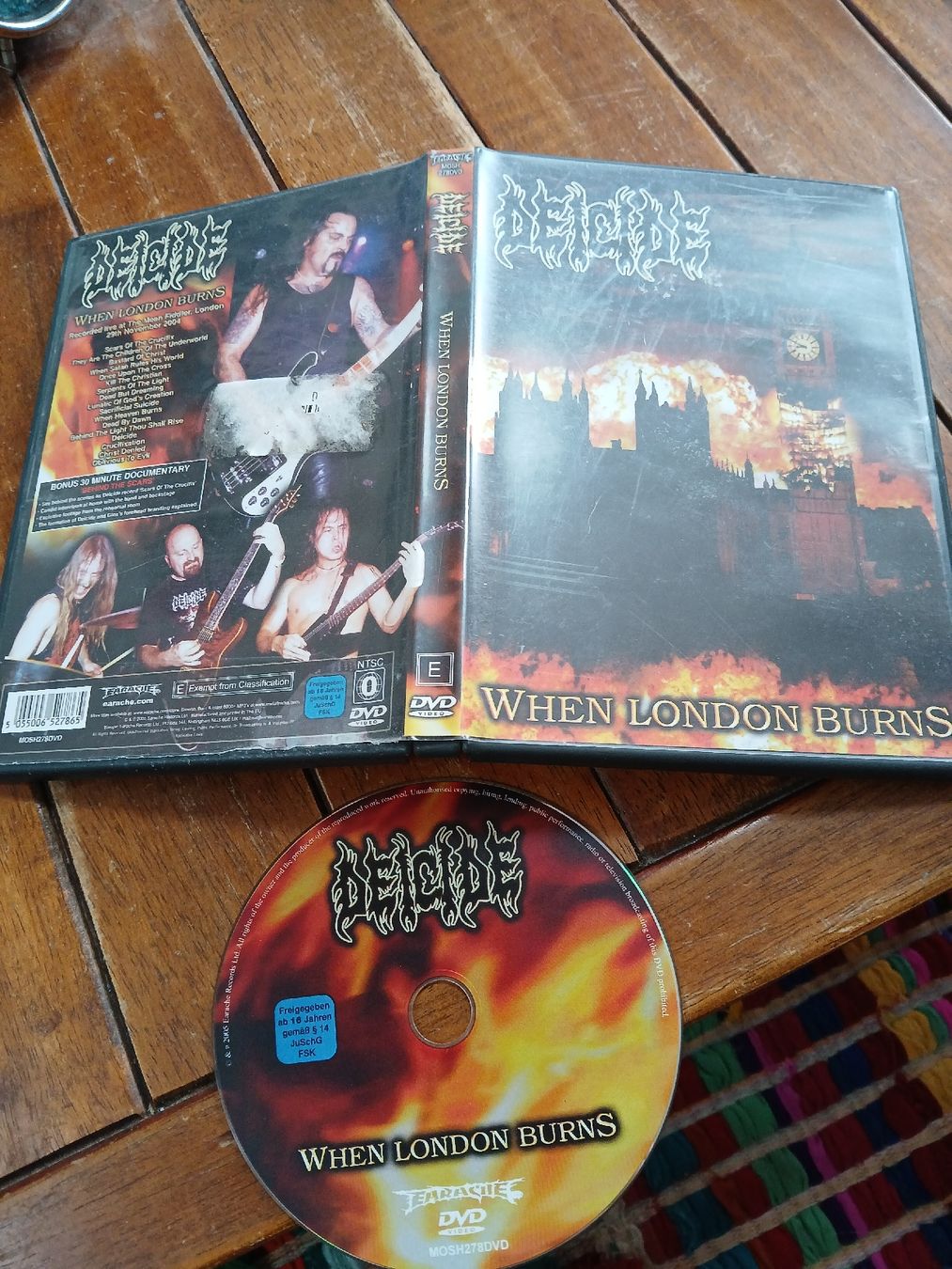 Tutti i DVDs: deicide- when london burns (DVD) – Usato da St-Cergue venduto da VeganWarrior