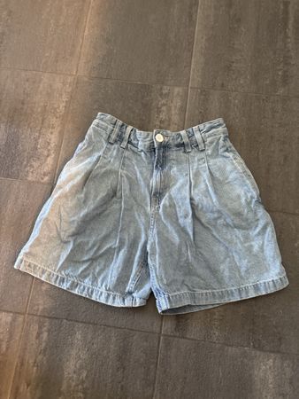Jeans-Shorts Sommer Gr. 36