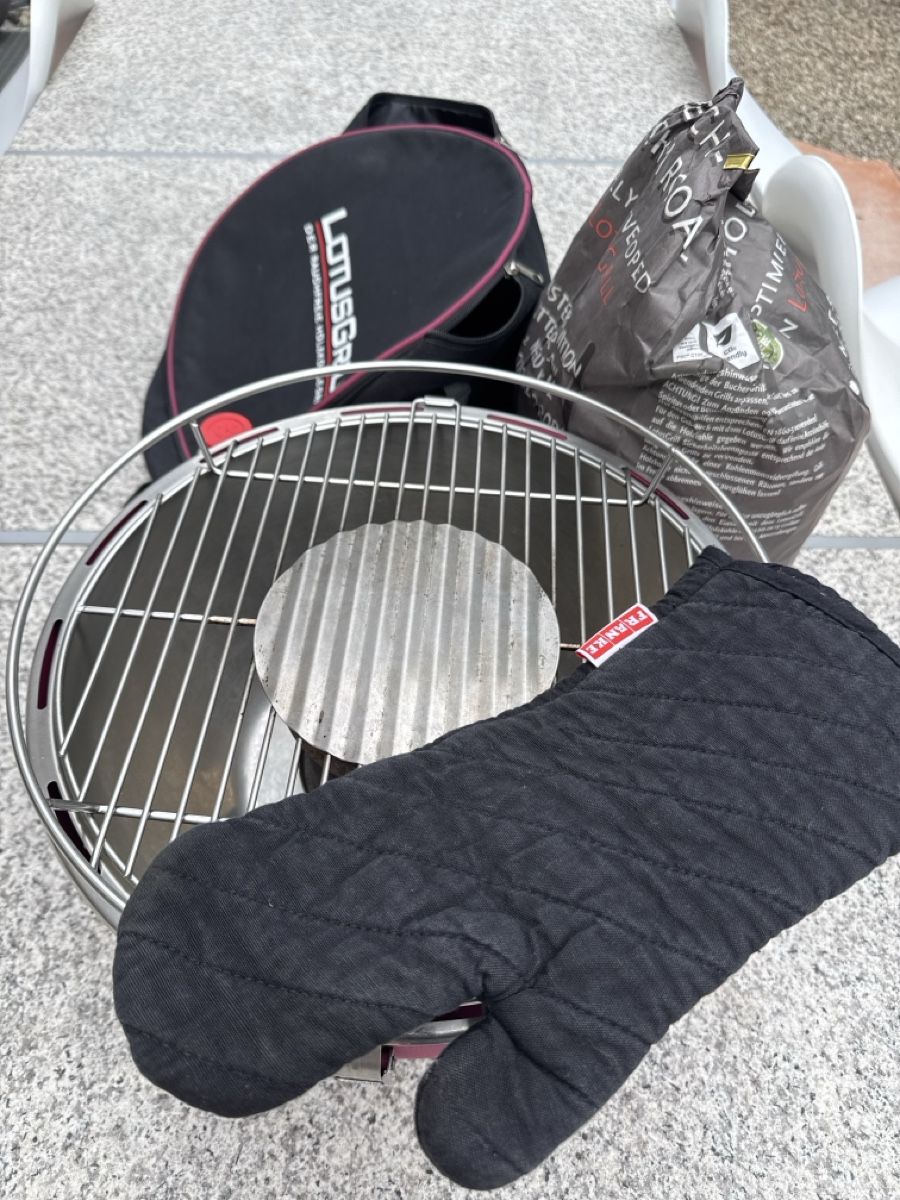 Griglie: Lotus Grill Classic Version 35 cm – Usato da Muri AG venduto da fab71 2