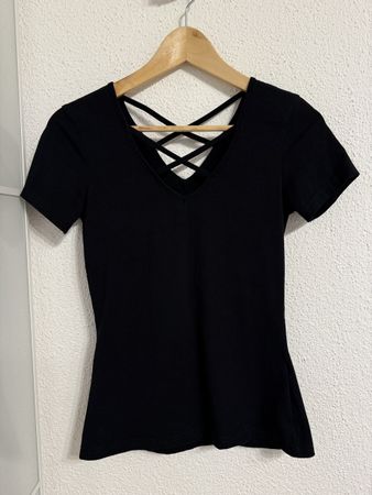 Sommerliches neuwertiges schwarzes T-Shirt ANNA FIELD, 