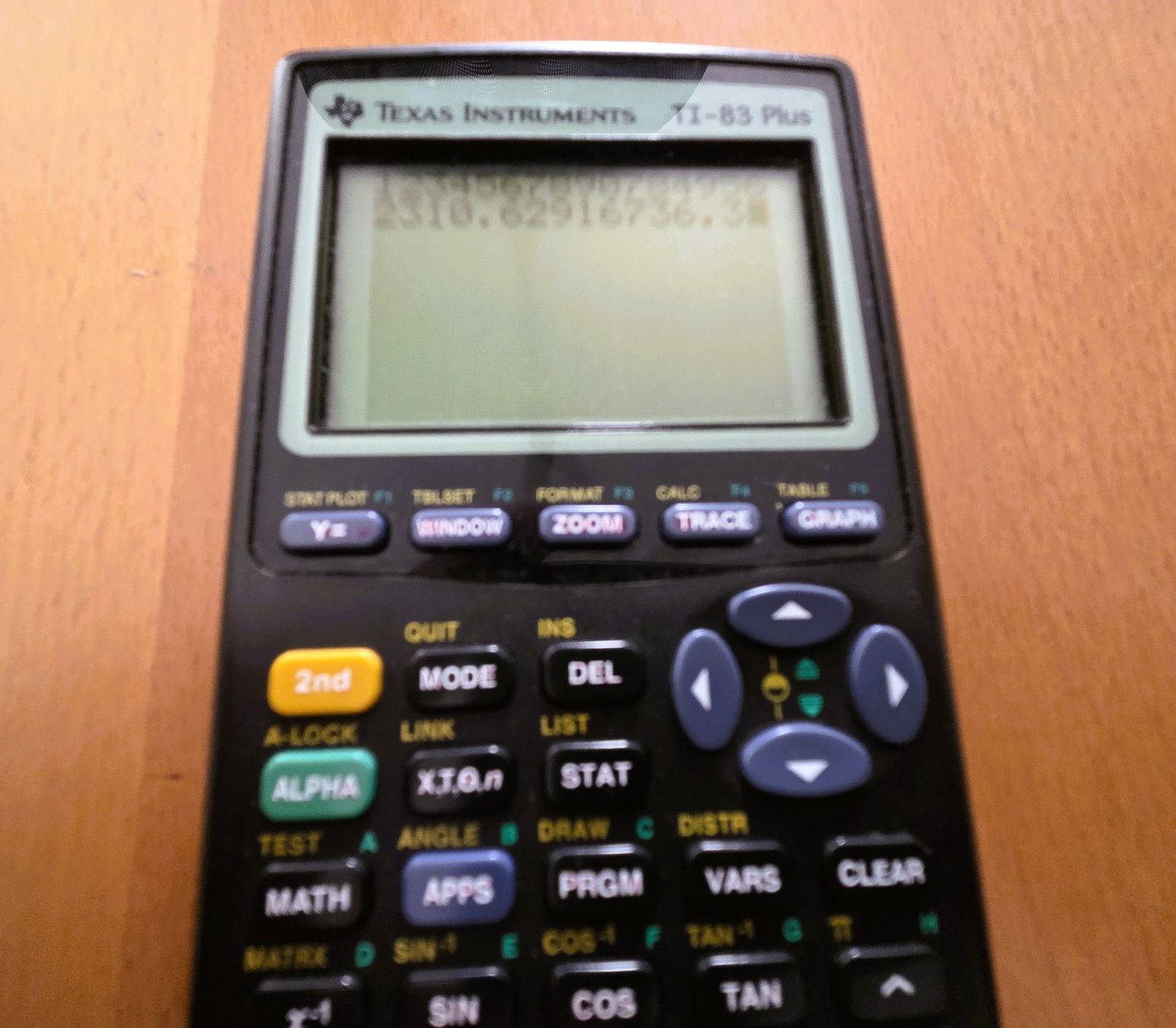 Texas Instruments Calculatrices: TASCHENRECHNER- TEXAS INSTRUMENTS TI - 83 PLUS – D'occasion à Brüttisellen par Nighttrain 1