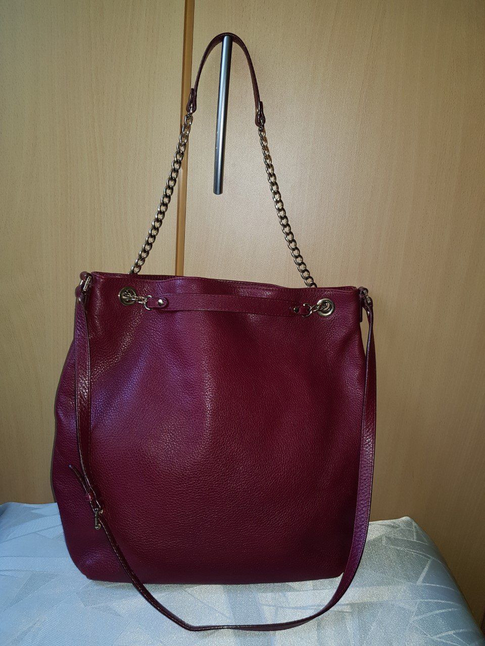 Michael Kors Borse da donna: Michael Kors Leder Handtasche/Umhängetasche – Usato da Basel venduto da Birs868 2