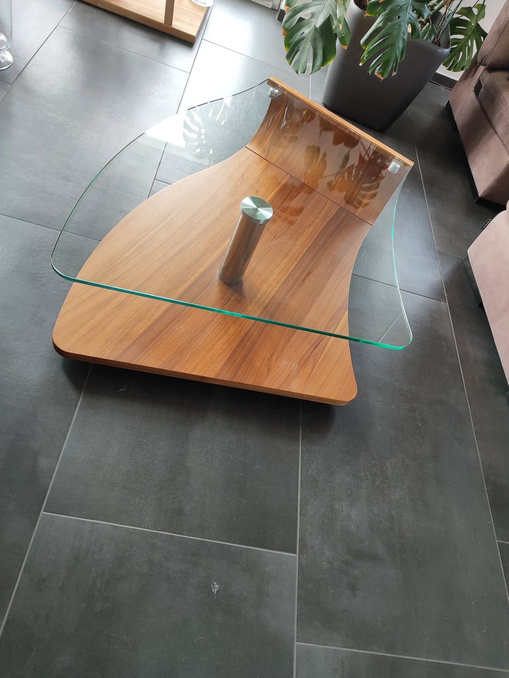 Tavoli: massiver Nussbaum Loungetisch – Usato da Lausen venduto da dav_nwm2 1