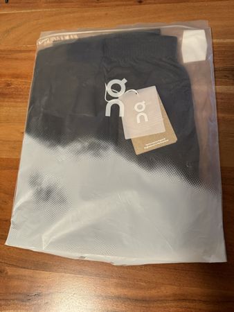 On Weatherpants Herren Gr. L Neu mit Etikett