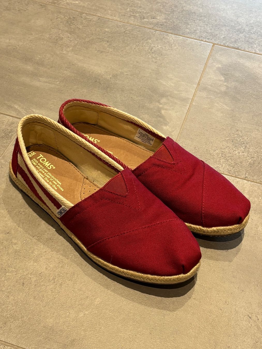 Toms Scarpe da donna: Espadrilles Toms bordeaux – Usato da Fully venduto da def_d5vj
