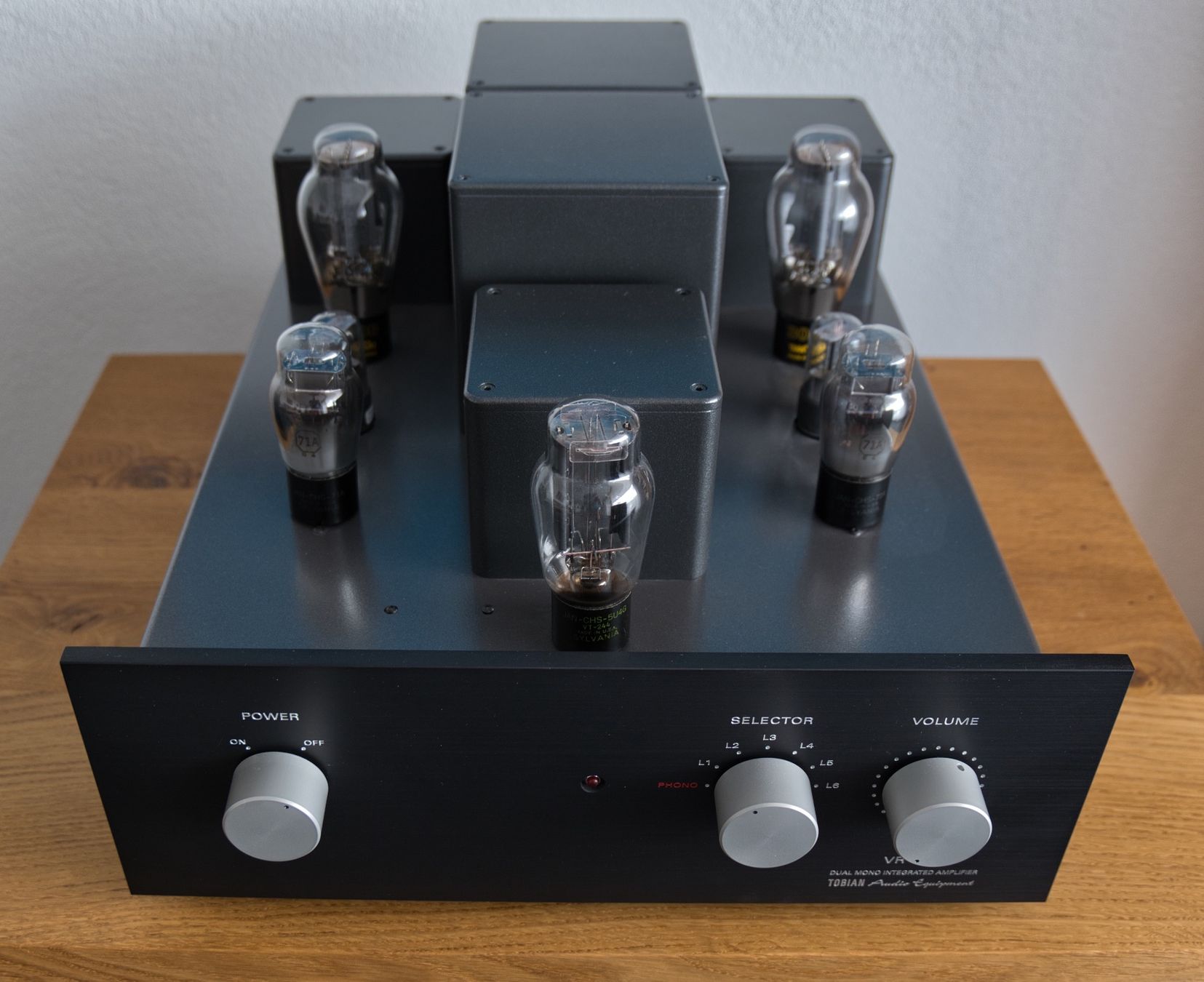 Amplificatori: Tobian Sound Systems VR40 300B – Usato da Lohn-Ammannsegg venduto da Uranus2001