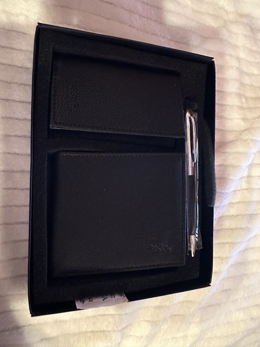 Brieftaschen: Brieftasche Set – Gebraucht aus Herbriggen von Sehrazade 2