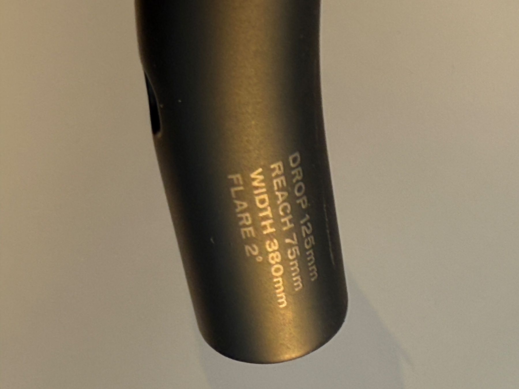 Specialized Pezzi di ricambio: Specialized Roval Rapide Handlebars carbon 38cm – Nuovo e nell'imballaggio originale da Lausanne venduto da Nat_Sha 4