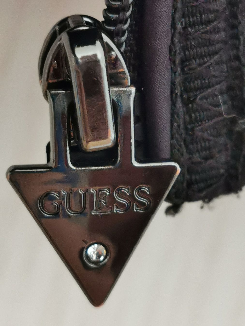 Guess Giacche: Guess-Jacke schwarz M/L – Usato da Ebnat-Kappel venduto da ani_fq2z 3
