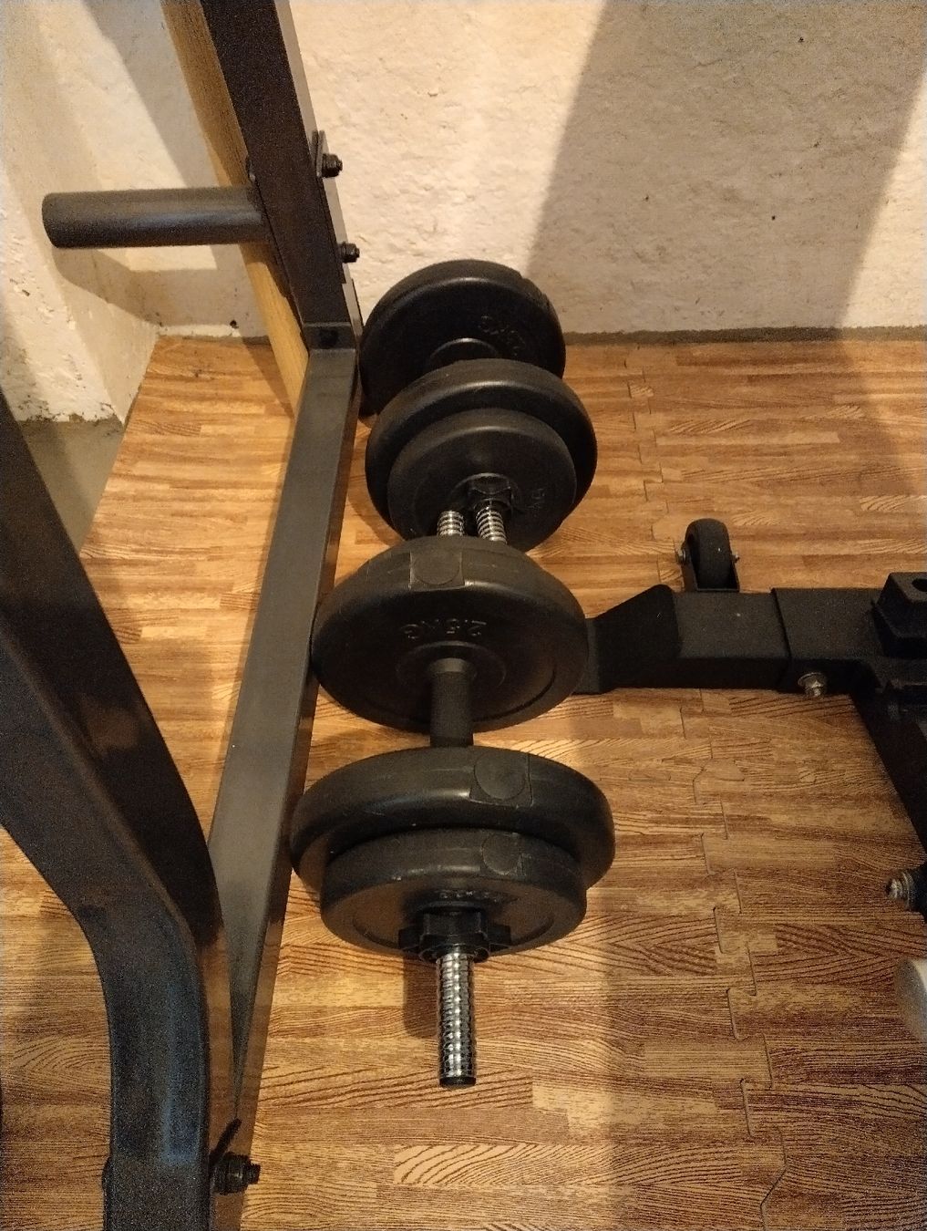 Hometrainer: Profi Hantelbank+ Multipress Rack etc. – Gebraucht aus Dättwil AG von Kleinaberfein 4