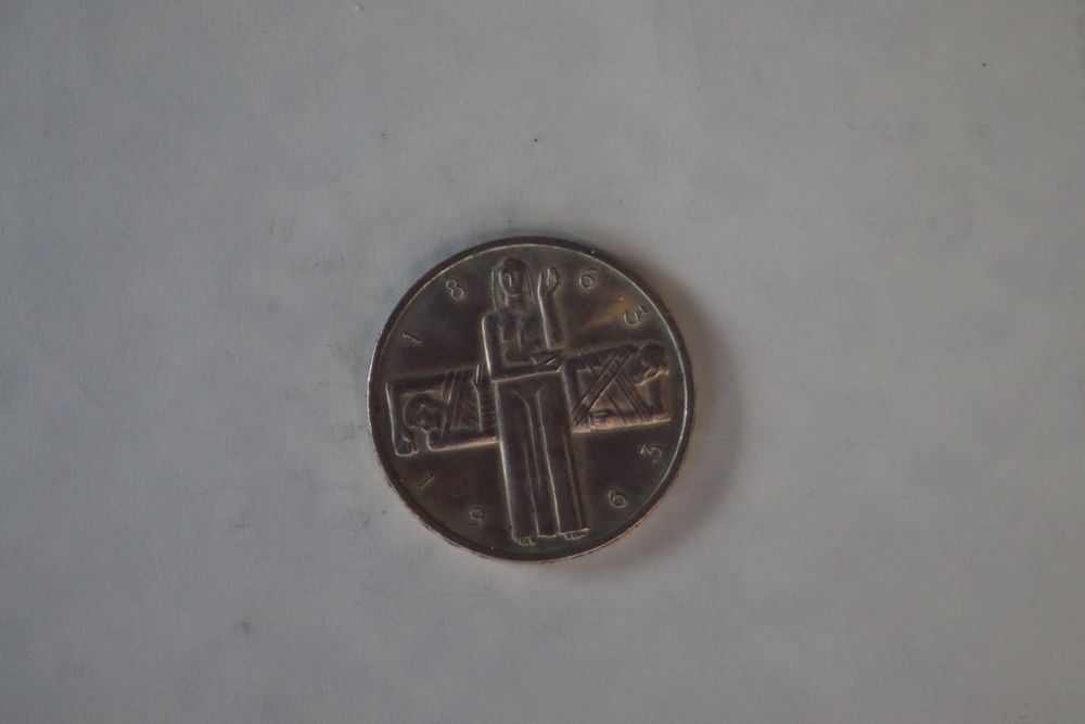 Aomcisi Gedenkmünze Tempelritter – Mit Rotem Kreuz, Bronziert, 4,4 Cm, Inkl. Schutzetui