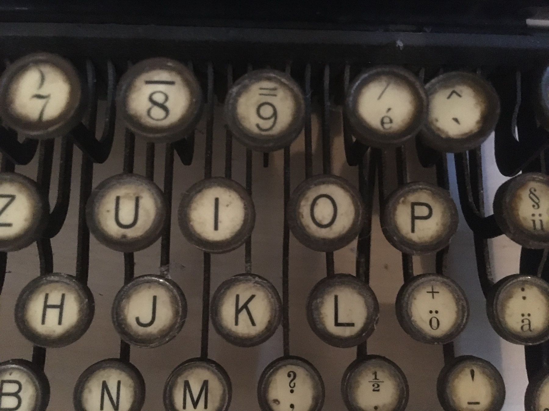 Remington Macchine da scrivere: Remington Schreibmaschine alt – Difettoso da Bellinzona venduto da eri_5kqz 1