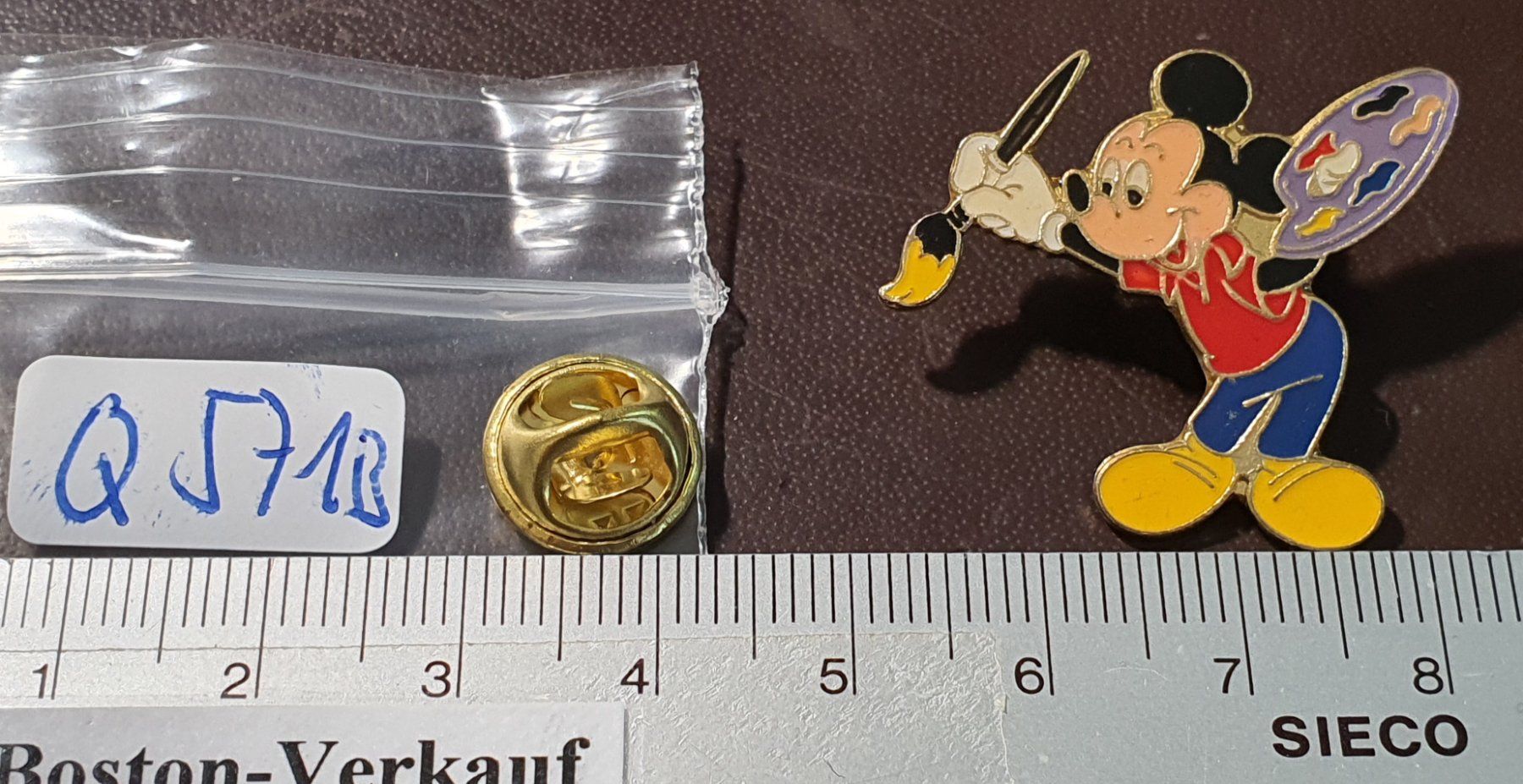 Disney Placchette & Badge: Q571B - Pin Walt Disney - Mickey Mouse – Usato da Reinach BL venduto da Boston-Verkauf 1
