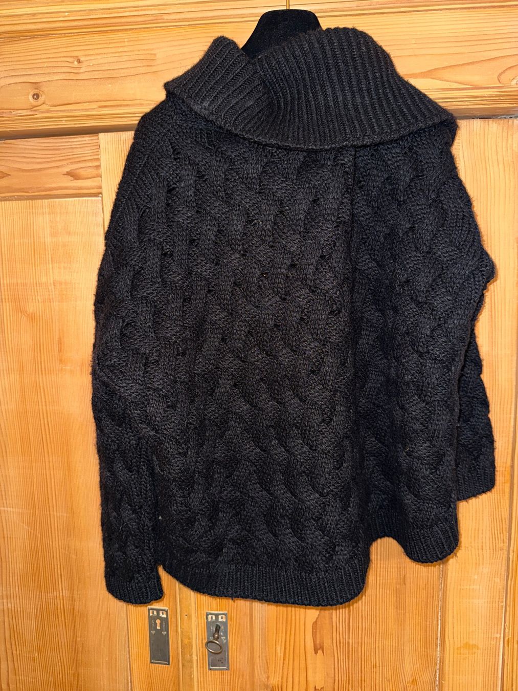 Miu Miu Maglioni & Felpe: miumiu strickjacke – Usato da Bern venduto da alcappone 3