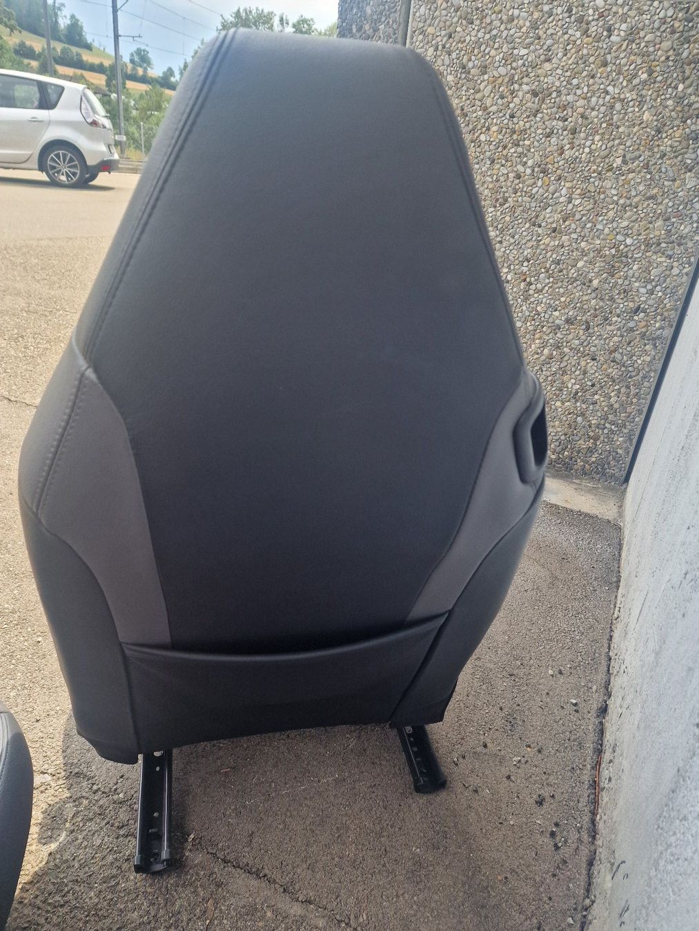 Alfa Romeo Alle Autoersatzteile: 2 Ledersitze Alfa Romeo Brera / Spider – Gebraucht aus Wettingen von Blueline 9