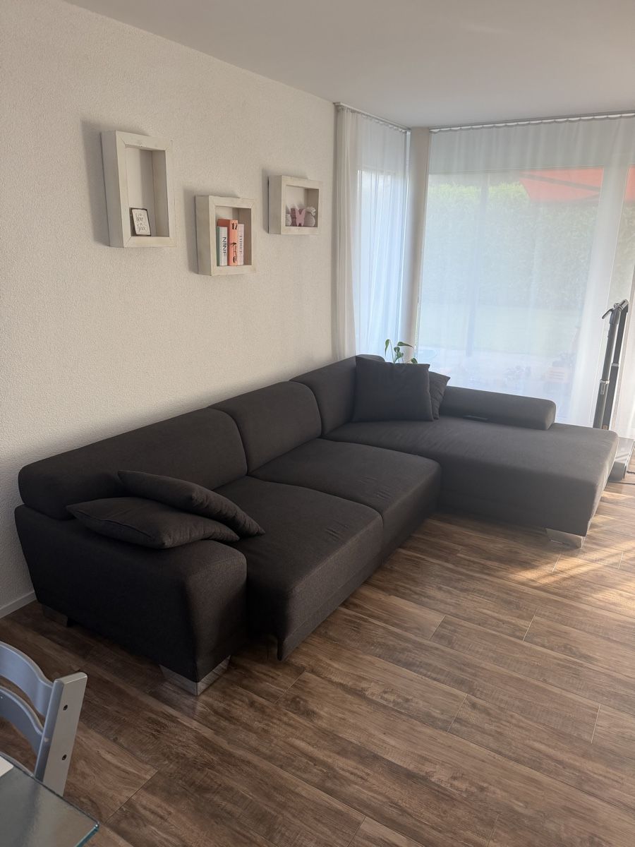 Divani: Dunkelgraues Ecksofa von Hubacher gebraucht – Usato da Wangen b. Olten venduto da Olten86 1