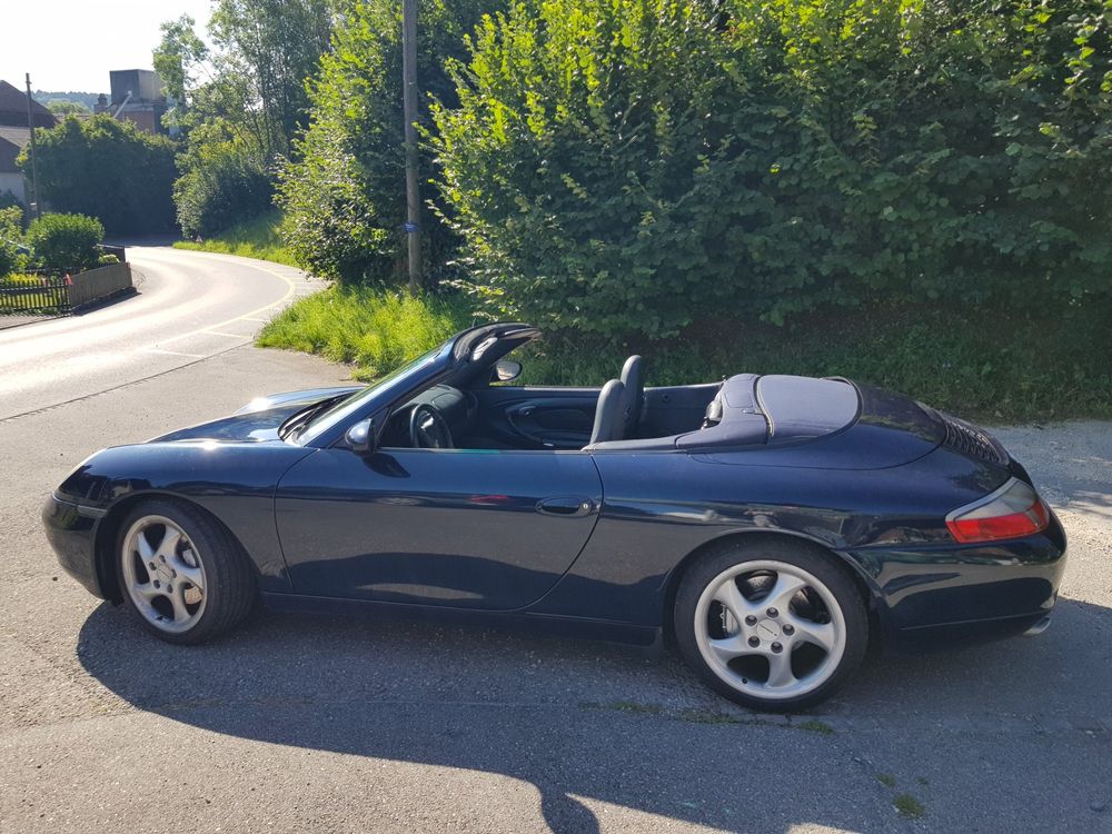 Porsche 911 Carrera 4 Cab