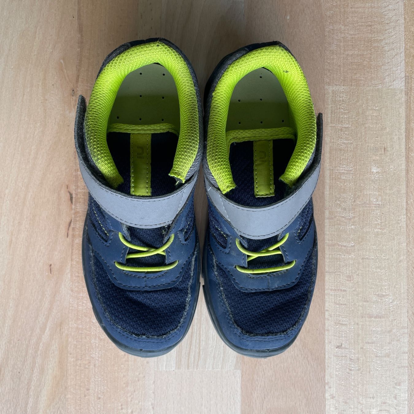 Decathlon Scarpe per ragazzi: Sneakers Quechua 30 – Usato da Grabs venduto da MDS77 1
