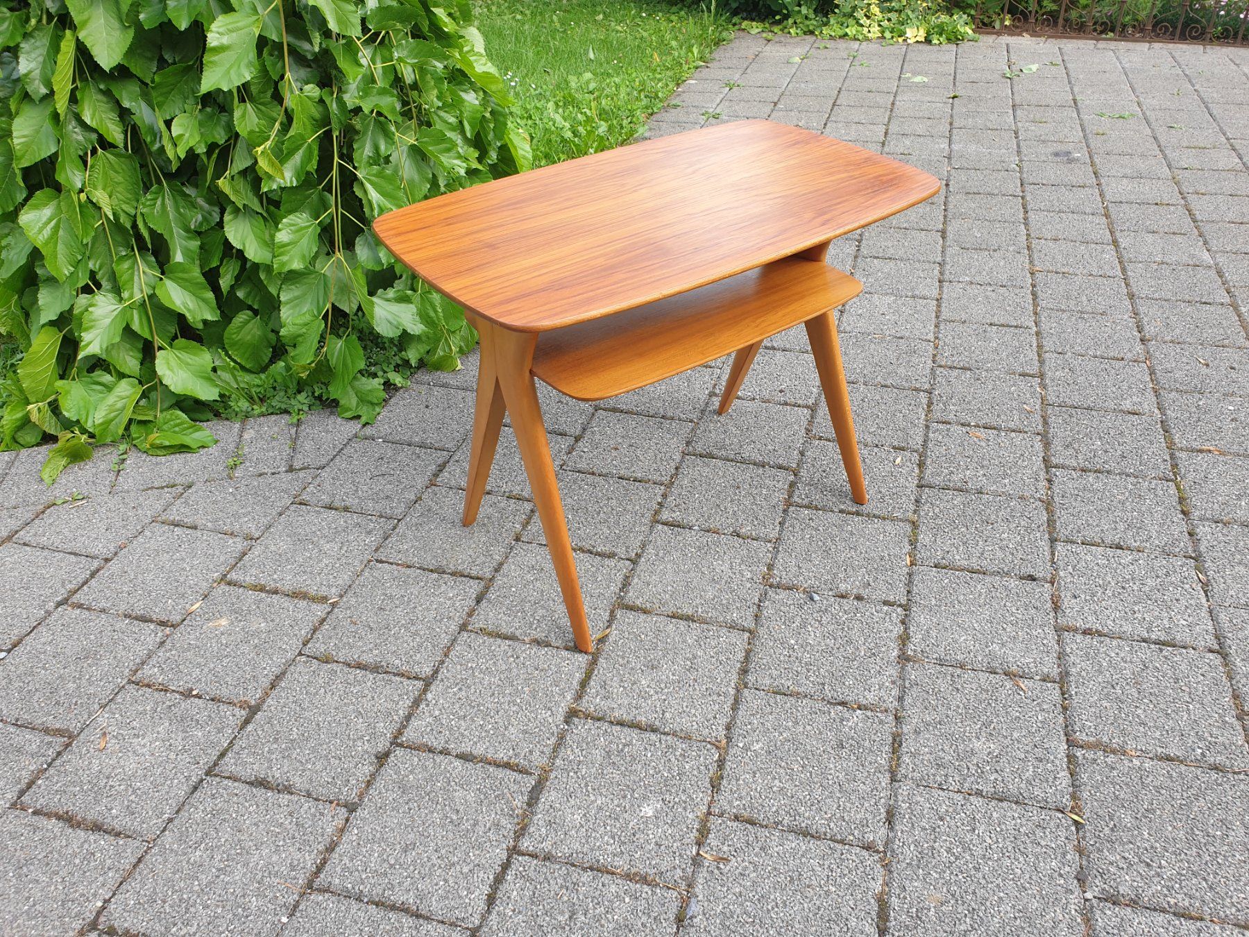 Tavoli: Vintage Beistelltisch 50's – Usato da rebstein venduto da spacy73 4