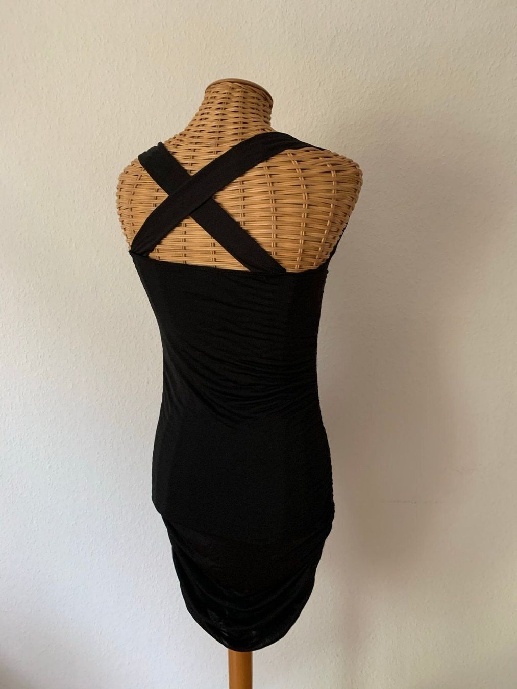 Robes: Stretch Schlauchkleid schwarz - XS – D'occasion à Zürich par Diazaio 2