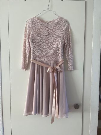 Elegantes Spitzenkleid, Gr. 38, Rosé, Festlich