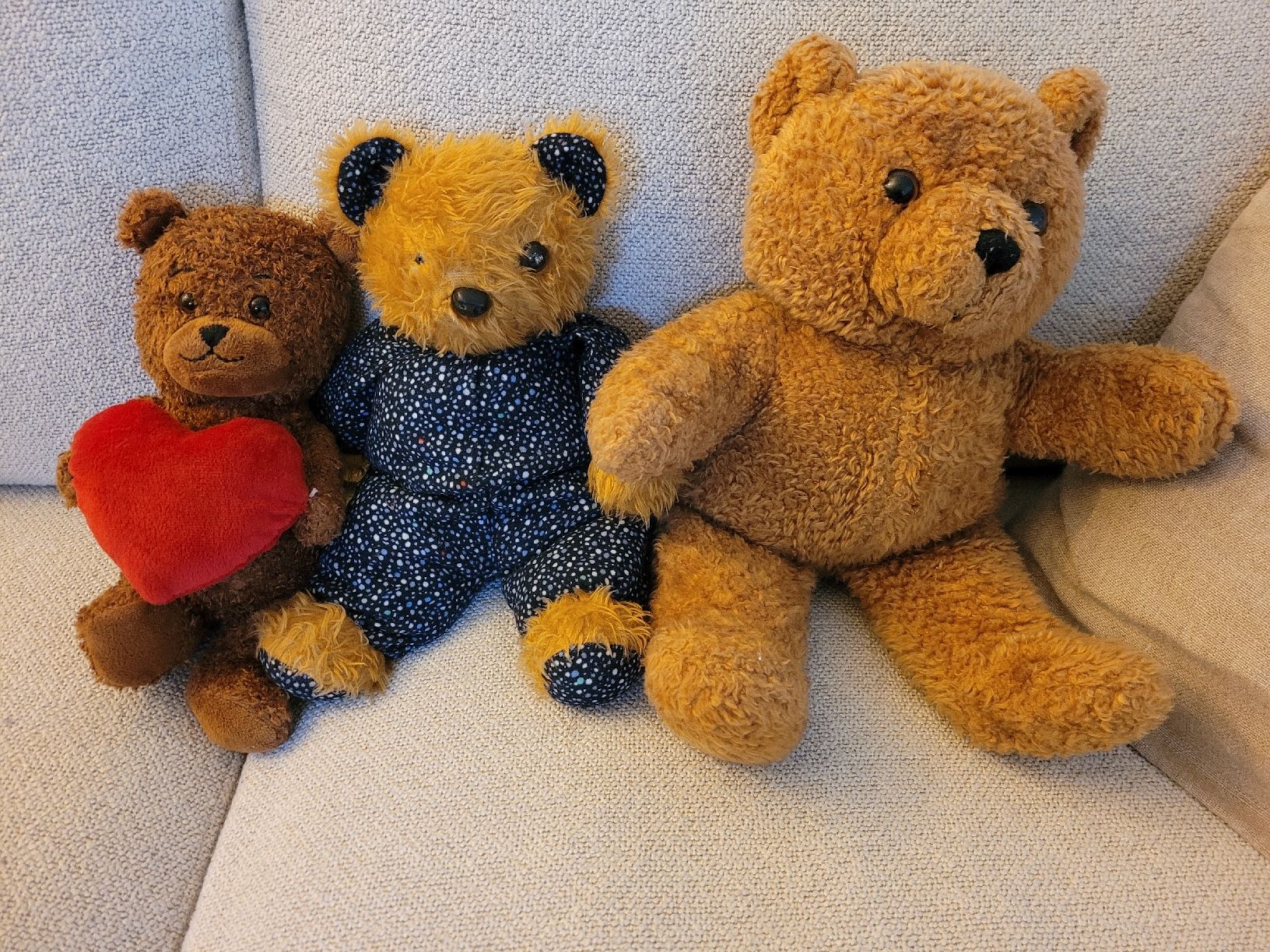Giocattoli: 3 Teddybären, Kuschelbären, ca. 40cm – Nuovo (secondo la descrizione) da ennenda venduto da popcorn007