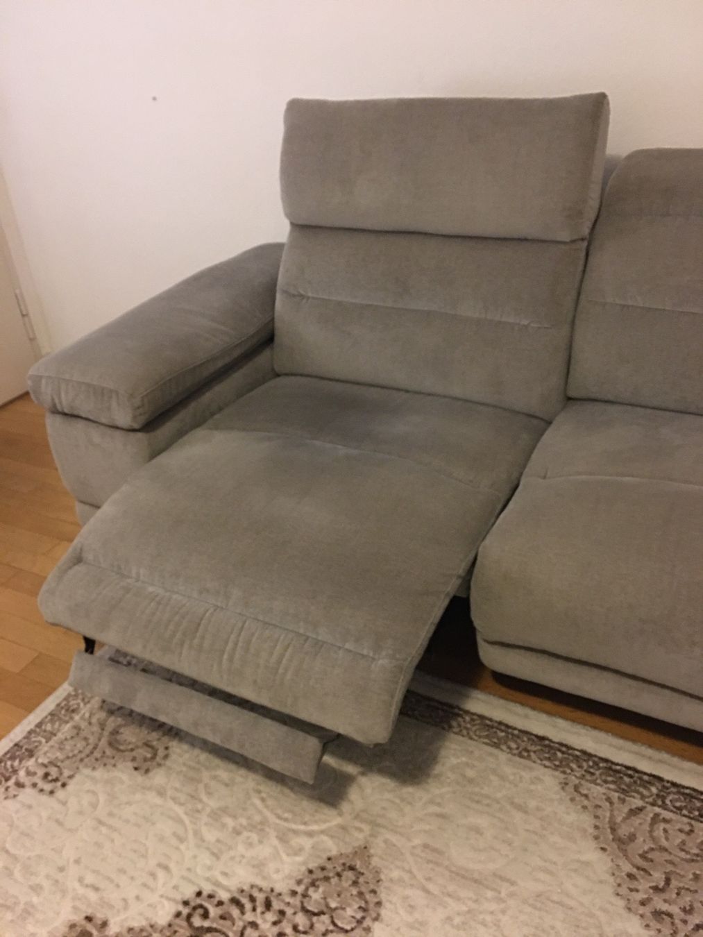 Divani: Schöne elektrische Sofa verstellbare Ecksofa 2.90 x 1.80 – Usato da Grenchen venduto da Tirana 6