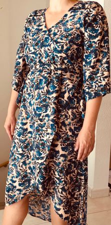 NEU Luftiges Sommerkleid HHG aus 100% Viskose, Gr. M, BRIEF