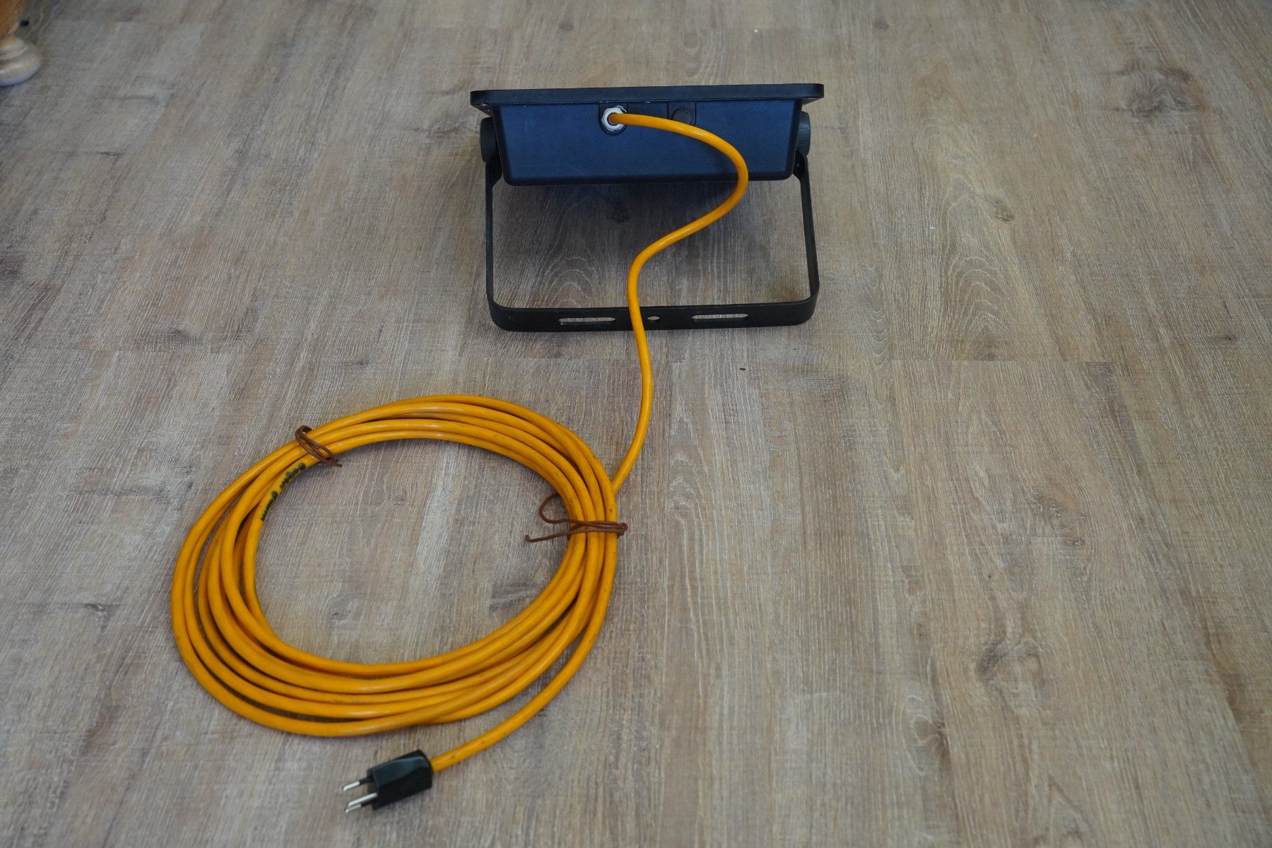 Fari: Scheinwerfer LEDVANCE 180W IP65 20000lm – Usato da Davos Platz venduto da Fichte21 3
