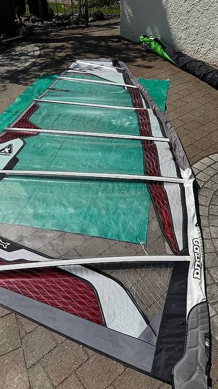 Surfboards & Schwimmbrette: Surfmaterial mit 4 Boards usw. – Gebraucht aus Bubikon von Fitdihei 4