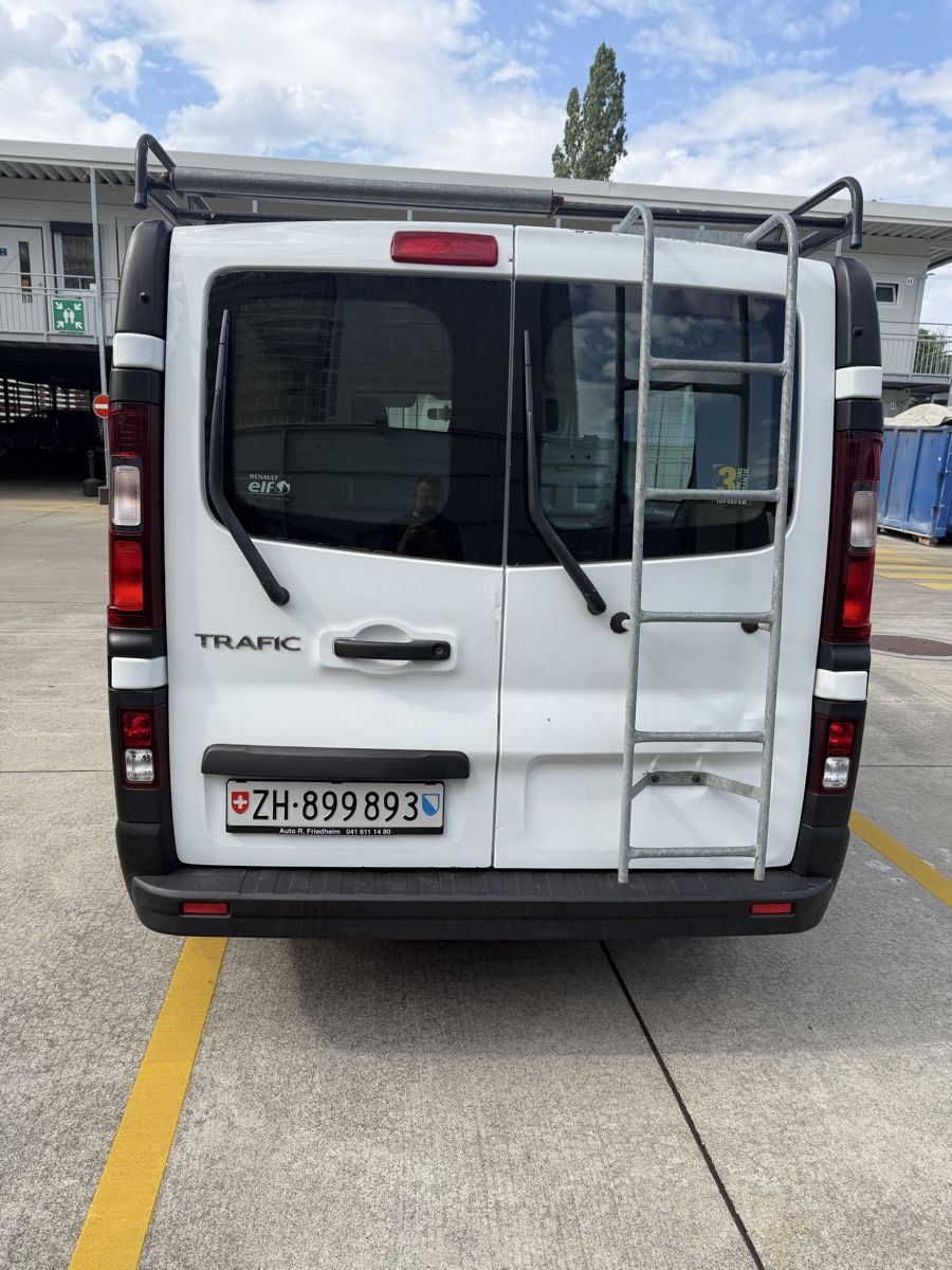Renault Véhicules utilitaires:  Renault Trafic dCi90 Kasten weiss – D'occasion à Kloten par Martin.1987 3