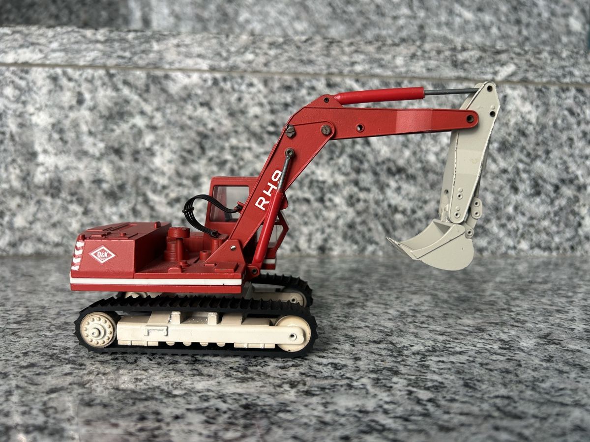Conrad Modellbausätze & Standmodelle: O&K RH 9, 1:50 , Conrad – Gebraucht aus Horw von Tigercat635 2