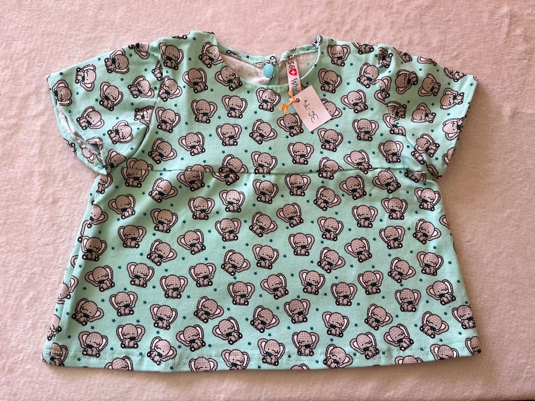 Vestiti & Gonne: 1 Kinderkleid selbst genäht – Nuovo e nell'imballaggio originale da Büsserach venduto da bor_s88m