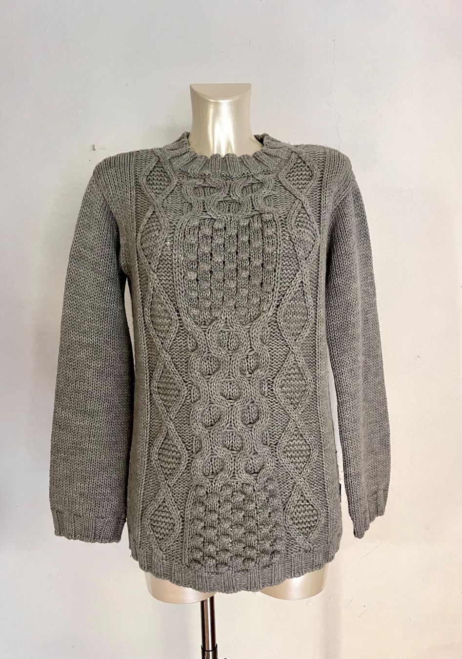 Moncler Maglioni & Felpe: Moncler pullover M over 400€! – Usato da Barna venduto da orbuyorcry 1