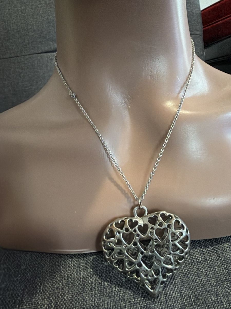 Catenine: Collier – Usato da Hittnau venduto da Pat_yl7f